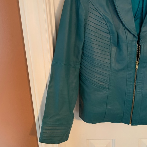 Shape Fx Leather Teal Blazer Jacket  Front Zipper. Design on Front, Sleeves - Picture 3 of 11